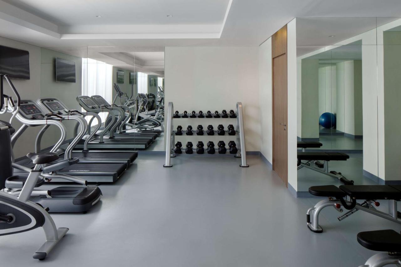 Radisson Blu Hotel Apartment Dubai Silicon Oasis מראה חיצוני תמונה